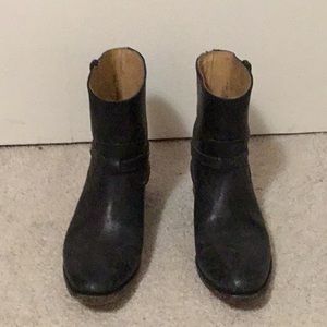 Distressed Black Frye Ankle Booties size 7.5